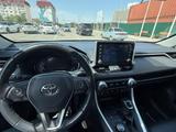 Toyota RAV4 2021 годаүшін17 000 000 тг. в Атырау – фото 5