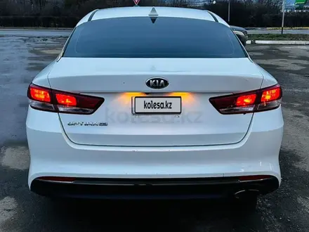 Kia Optima 2016 года за 4 500 000 тг. в Уральск – фото 2