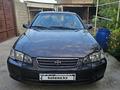 Toyota Camry 2001 годаfor3 150 000 тг. в Шымкент