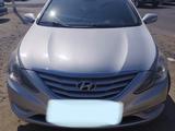 Hyundai Sonata 2011 года за 6 500 000 тг. в Атырау – фото 3