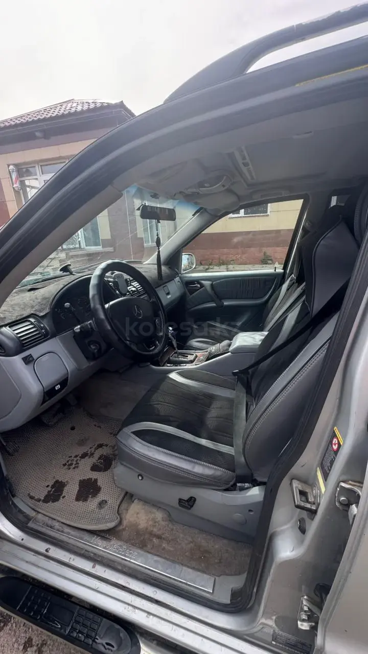 Mercedes-Benz M-Class, 2002