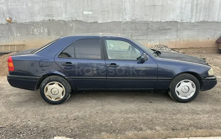 Mercedes-Benz C 180 1993 года за 1 500 000 тг. в Астана