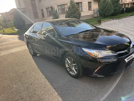 Toyota Camry 2016 года за 8 200 000 тг. в Алматы – фото 3