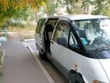 Toyota Previa 1995 годаүшін2 100 000 тг. в Караганда