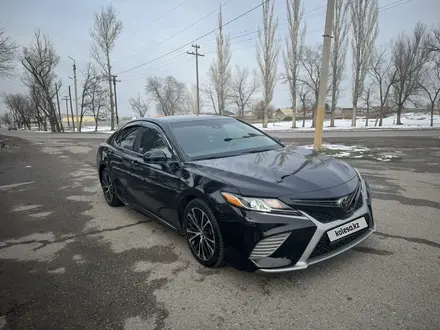 Toyota Camry 2020 годаүшін11 750 000 тг. в Тараз – фото 2