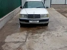 Mercedes-Benz 190, 1989