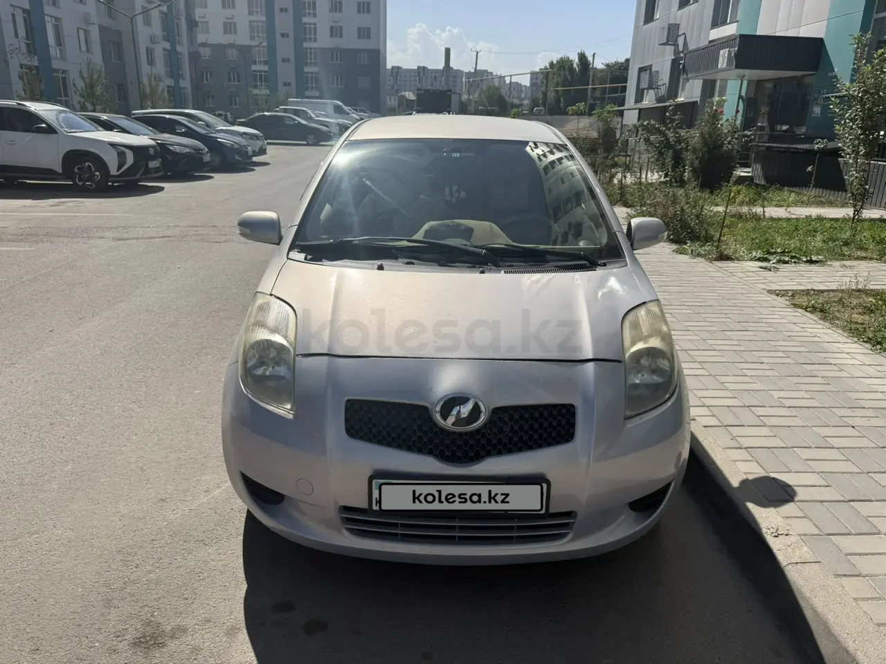 Тойота Vitz, 2009
