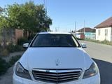 Mercedes-Benz C 200 2012 года за 5 000 000 тг. в Атырау – фото 2