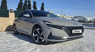 Hyundai Elantra 2022 года за 10 750 000 тг. в Астана