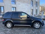 Mercedes-Benz ML 430 2000 годаүшін3 700 000 тг. в Атырау – фото 3