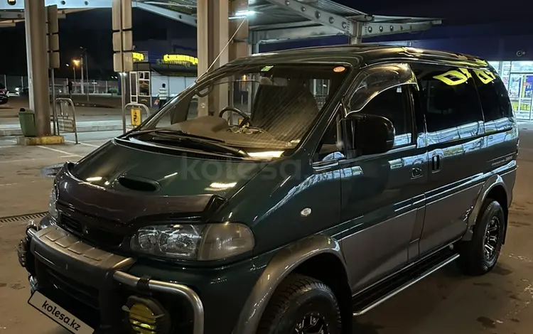 Mitsubishi Delica 1994 годаүшін7 500 000 тг. в Алматы