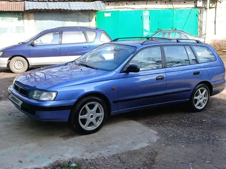 Toyota Carina E 1997 года за 2 700 000 тг. в Алматы – фото 11