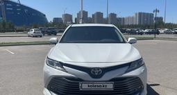 Toyota Camry 2019 года за 13 800 000 тг. в Астана – фото 3