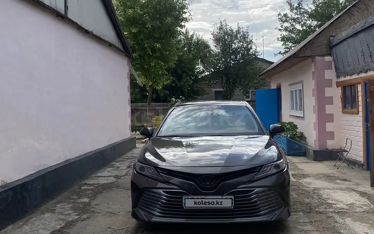 Toyota Camry 2019 годаүшін13 500 000 тг. в Семей