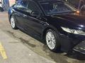 Toyota Camry 2018 годаfor13 700 000 тг. в Алматы