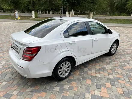 Chevrolet Aveo 2018 года за 5 350 000 тг. в Караганда – фото 5