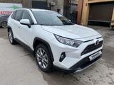 Toyota RAV4 2020 года за 16 900 000 тг. в Караганда – фото 4