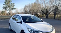 Toyota Corolla 2018 года за 7 600 000 тг. в Астана – фото 2