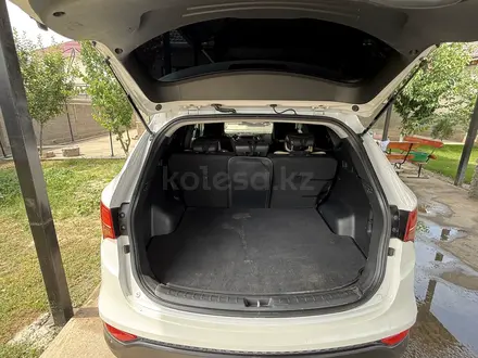 Hyundai Santa Fe 2013 года за 7 500 000 тг. в Шымкент – фото 18