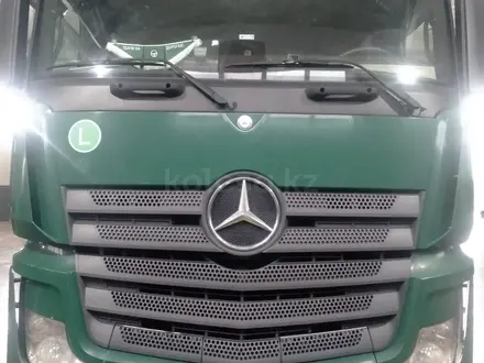 Mercedes-Benz  Actros 2015 года за 22 000 000 тг. в Тараз – фото 5