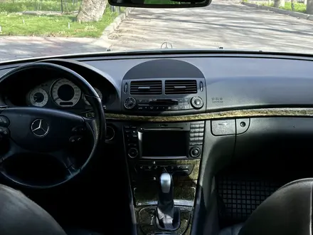 Mercedes-Benz E 500 2004 года за 7 850 000 тг. в Шымкент – фото 35