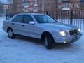 Mercedes-Benz E 200 1998 года за 2 750 000 тг. в Усть-Каменогорск – фото 2