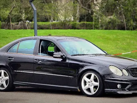 Mercedes-Benz E 550 2007 года за 11 000 000 тг. в Алматы – фото 3