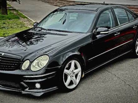 Mercedes-Benz E 550 2007 года за 11 000 000 тг. в Алматы – фото 4