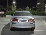 Toyota Camry 2020 года за 10 500 000 тг. в Шымкент