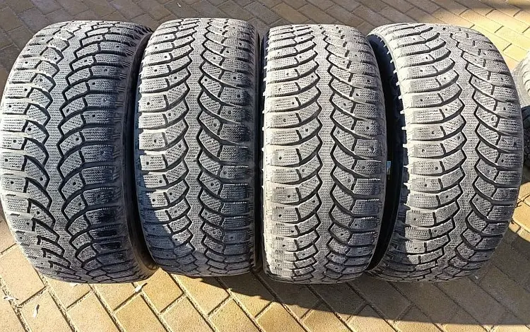 Шины 245/50 R18 — "Bridgestone Blizzak Spike-01" (Япония), зимниеfor160 000 тг. в Астана