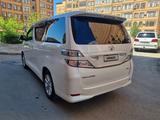 Toyota Alphard 2010 года за 6 800 000 тг. в Атырау – фото 3