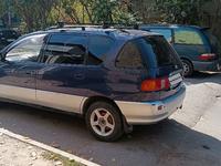 Toyota Ipsum 1997 годаfor3 200 000 тг. в Алматы