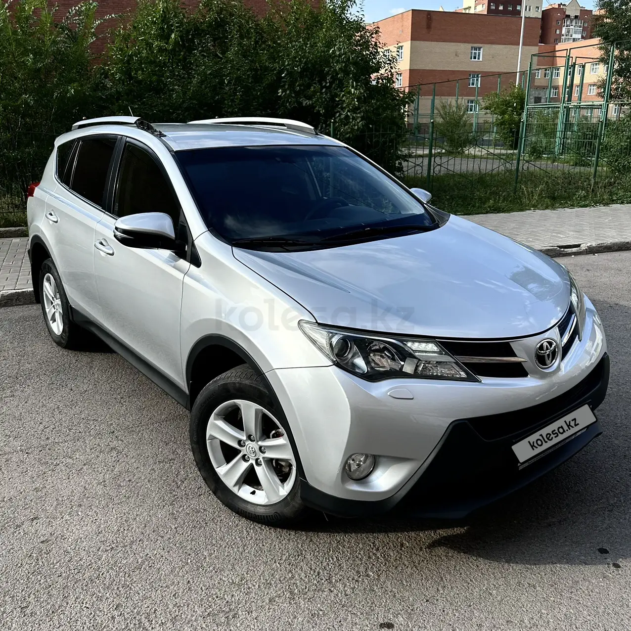 Toyota RAV4, 2013