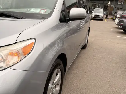 Toyota Sienna 2015 года за 13 700 000 тг. в Алматы – фото 12