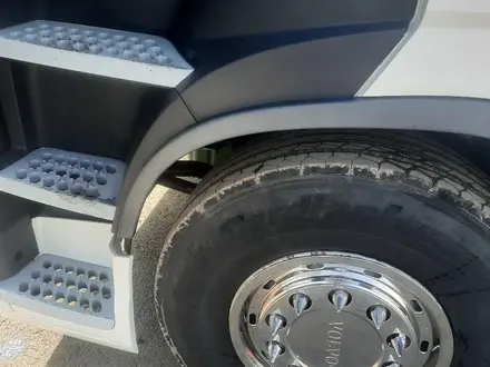 Volvo  FH 2017 года за 45 500 000 тг. в Алматы – фото 3