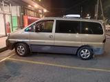 Hyundai Starex 2003 года за 3 000 000 тг. в Алматы – фото 2