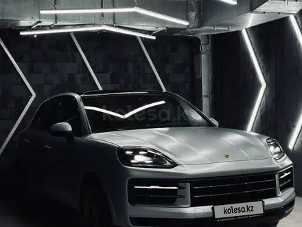 Porsche Cayenne 2023 года за 65 000 000 тг. в Алматы – фото 2
