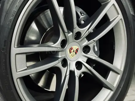 Porsche Cayenne 2023 года за 65 000 000 тг. в Алматы – фото 6
