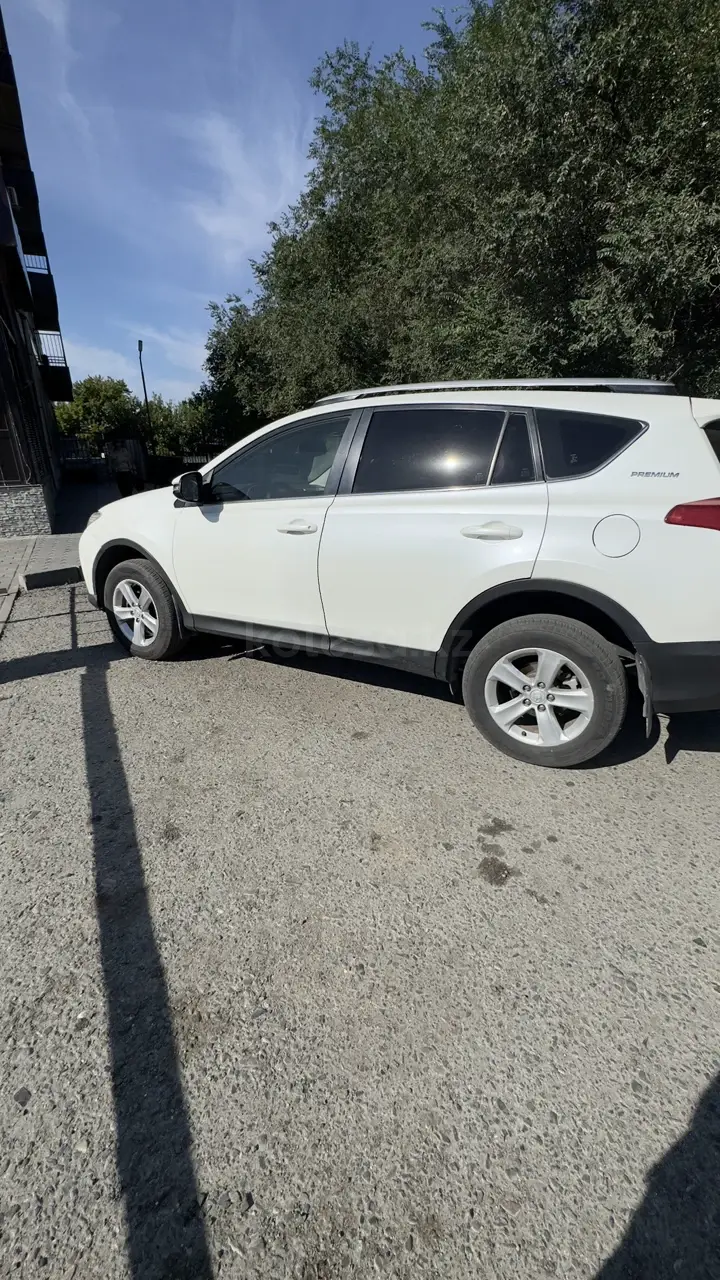 Toyota RAV4, 2013