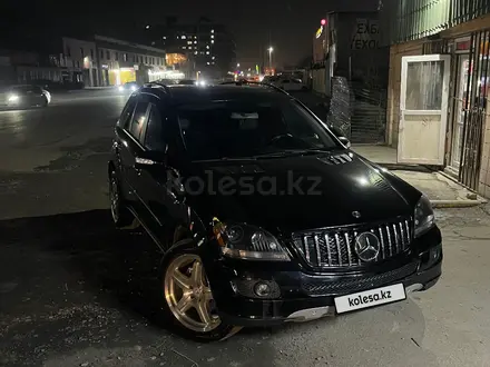 Mercedes-Benz ML 500 2005 года за 7 000 000 тг. в Алматы – фото 3