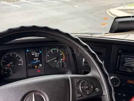 Mercedes-Benz  Actros 2023 года за 45 000 000 тг. в Алматы – фото 16