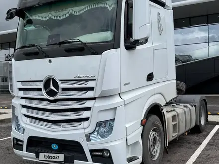 Mercedes-Benz  Actros 2023 года за 45 000 000 тг. в Алматы