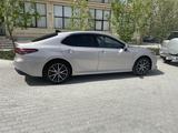 Toyota Camry 2022 годаүшін17 500 000 тг. в Актау – фото 2