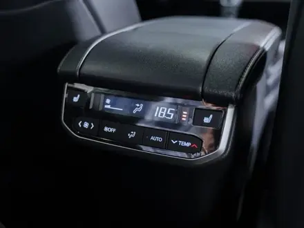Toyota Highlander Luxe 2025 года за 27 000 000 тг. в Алматы – фото 10