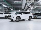 Toyota Highlander Luxe 2025 года за 27 000 000 тг. в Алматы – фото 4