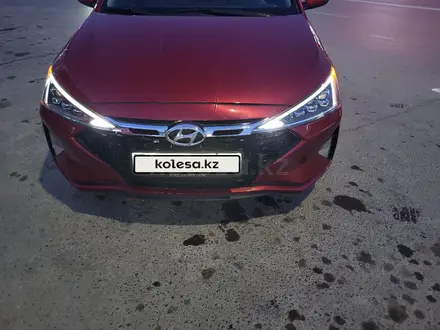 Hyundai Elantra 2019 года за 8 600 000 тг. в Кызылорда – фото 2