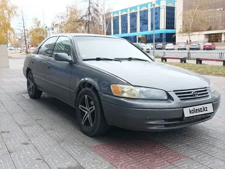 Toyota Camry 1997 года за 2 600 000 тг. в Павлодар – фото 3