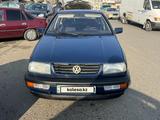 Volkswagen Vento 1993 годаfor1 480 000 тг. в Тараз – фото 3