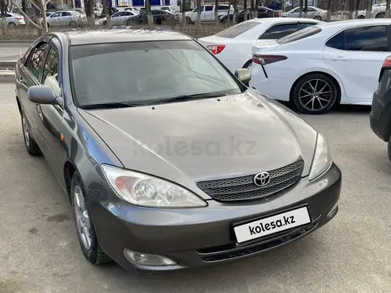 Toyota Camry 2003 года за 5 500 000 тг. в Актобе – фото 2