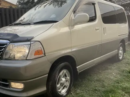 Toyota Grand Hiace 2002 года за 9 800 000 тг. в Алматы – фото 3